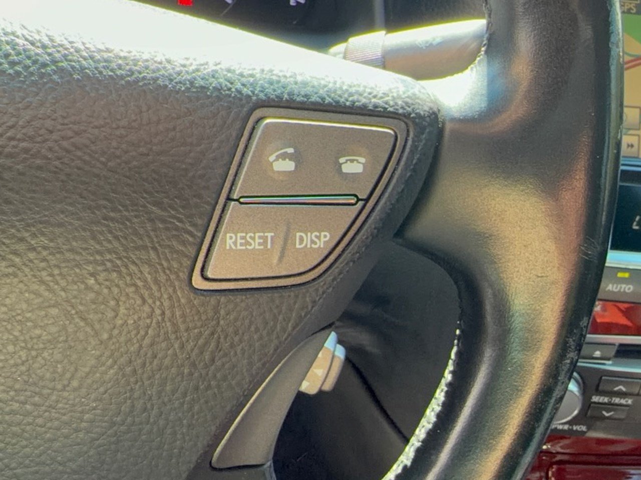 Used 2012 Lexus LS 460 w/ Comfort Pkg RWD image 19