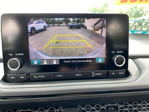Used 2025 Honda Accord SE image 15