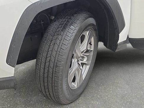 Certified 2024 Toyota RAV4 XLE FWD image 28