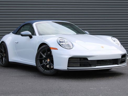 Certified 2025 Porsche 911 Carrera T image 8