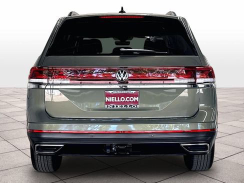 New 2026 Volkswagen Atlas SE FWD image 4