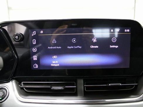 New 2026 Chevrolet Trax LT w/ Sunroof Package image 8