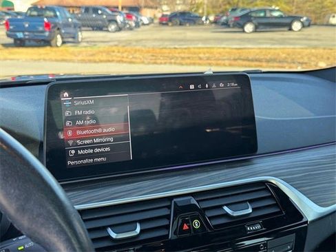 Used 2021 BMW 530i xDrive w/ Premium Package image 26