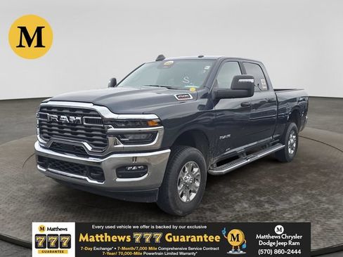 Used 2025 RAM 2500 Big Horn AWD/4WD image 1