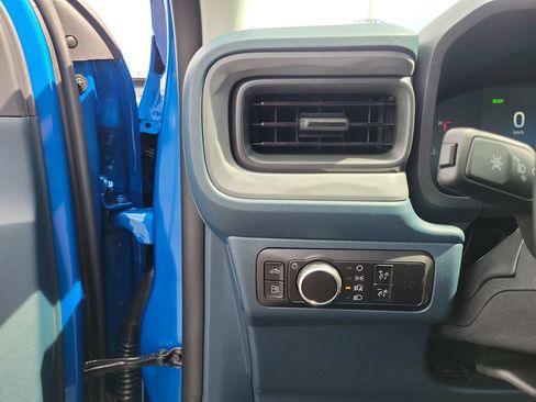 New 2026 Ford Maverick XL FWD image 21