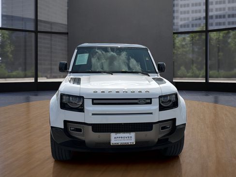 Used 2024 Land Rover Defender 110 X-Dynamic SE AWD/4WD image 11
