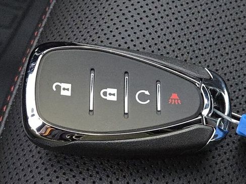 New 2026 Chevrolet Trax RS w/ Driver Confidence Package image 35