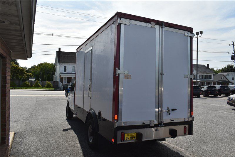 Used 2023 Ford E-350 and Econoline 350 Super Duty w/ Power Windows & Locks Group RWD image 4