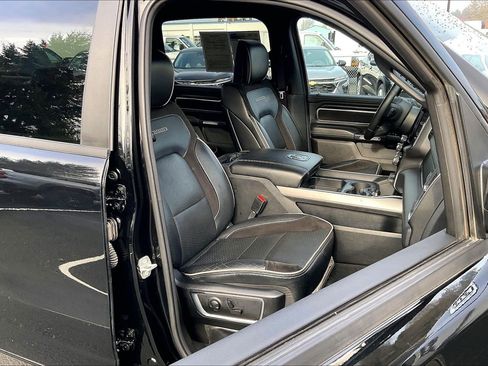 Used 2024 RAM 1500 Laramie image 7