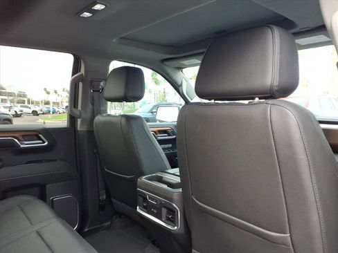 Used 2023 GMC Sierra 1500 Denali w/ Denali Reserve Package image 13