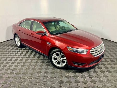 Used 2016 Ford Taurus SEL FWD image 3