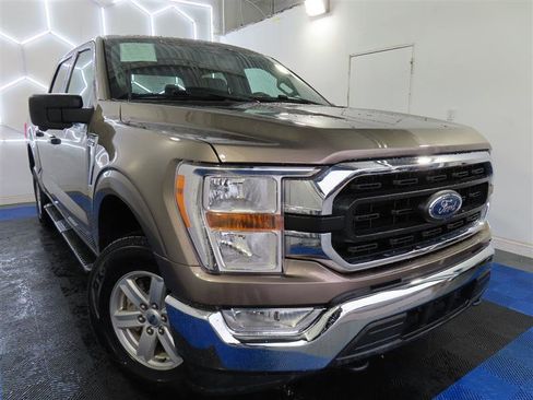 Used 2022 Ford F150 XLT w/ Equipment Group 301A Mid image 3