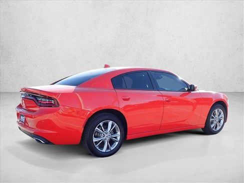 Used 2022 Dodge Charger SXT AWD/4WD image 4