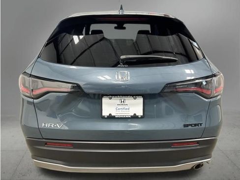 Certified 2024 Honda HR-V Sport image 5
