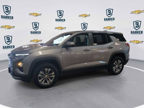 Used 2025 Chevrolet Equinox LT AWD/4WD image 4