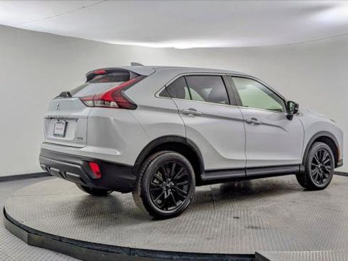Used 2024 Mitsubishi Eclipse Cross LE image 8