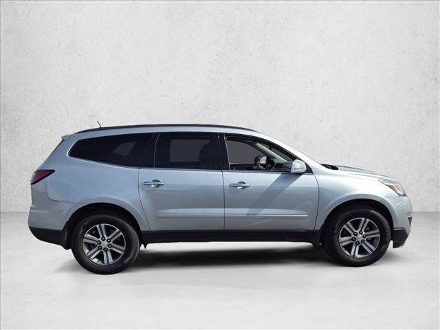 Used 2017 Chevrolet Traverse LT FWD image 4
