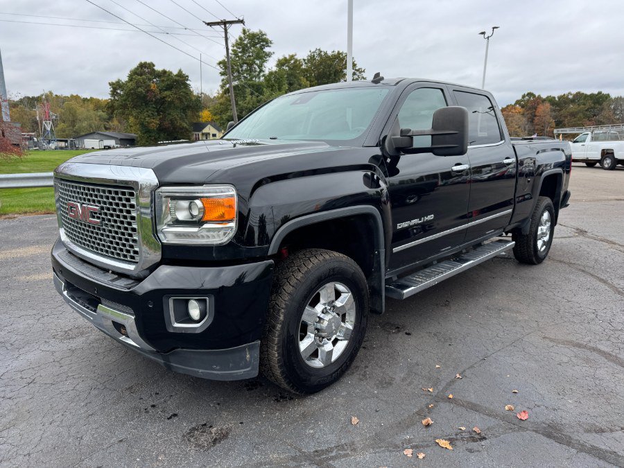 Used 2015 GMC Sierra 2500 Denali AWD/4WD image 1