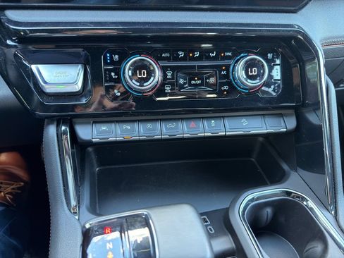 Certified 2023 GMC Sierra 1500 AT4 w/ AT4 Premium Package AWD/4WD image 28