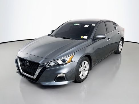 Used 2020 Nissan Altima 2.5 S w/ Driver Assist Package image 4