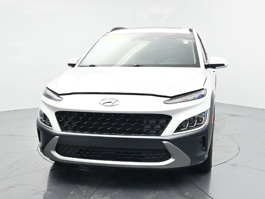 Used 2023 Hyundai Kona Limited FWD image 3