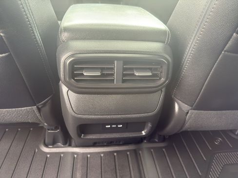 Used 2024 Honda Passport EX-L image 33