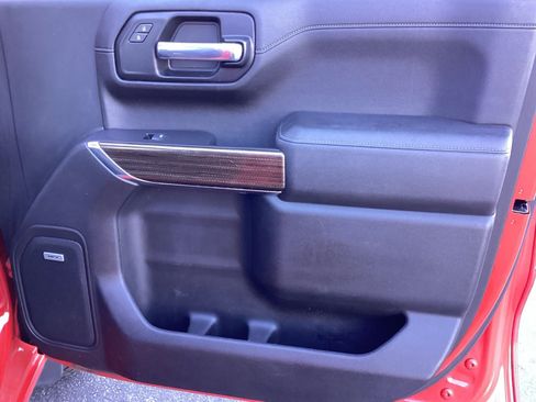 Used 2021 Chevrolet Silverado 1500 LT Trail Boss w/ Convenience Package II image 23