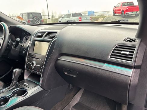 Used 2016 Ford Explorer Sport w/ Equipment Group 401A image 27