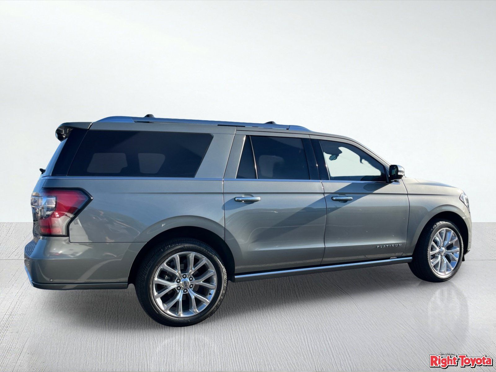 Used 2019 Ford Expedition Max Platinum AWD/4WD image 4