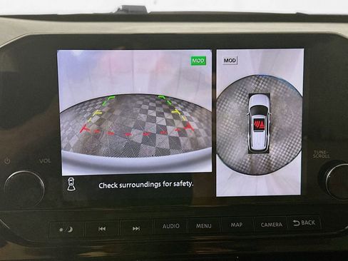 Used 2022 Nissan Pathfinder SL image 20