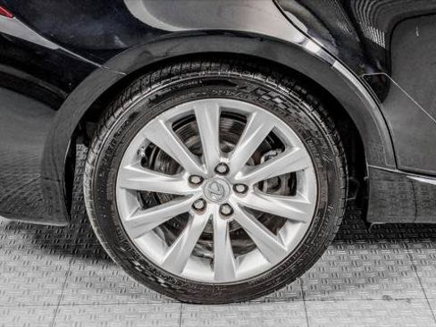 Used 2016 Lexus IS 200t RWD image 33