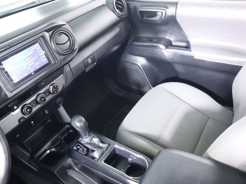 Used 2017 Toyota Tacoma SR image 26