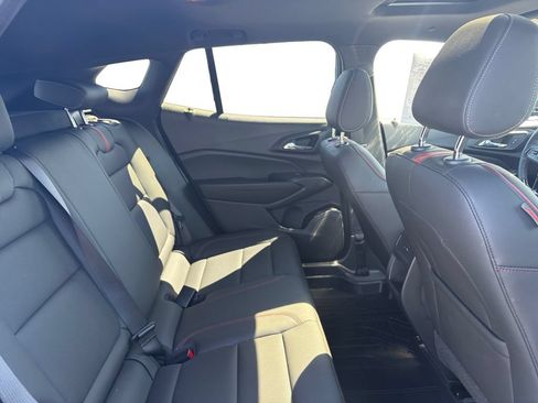 Certified 2026 Chevrolet Trax RS w/ Sunroof Package FWD image 18