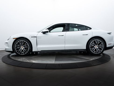 New 2025 Porsche Taycan image 2