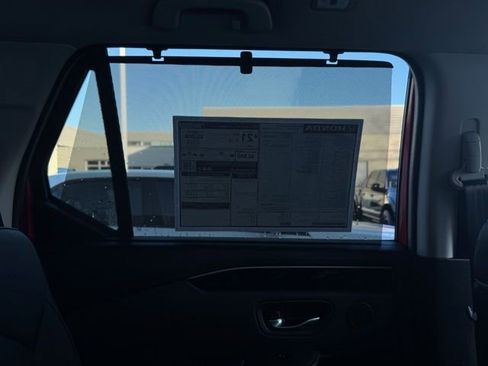 New 2025 Honda Pilot Touring image 30