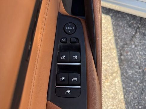 Used 2017 BMW 540i xDrive image 17