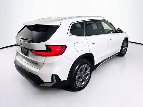 Used 2025 BMW X1 xDrive28i image 9