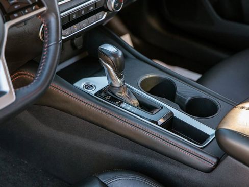 Used 2020 Nissan Altima 2.5 SR image 14