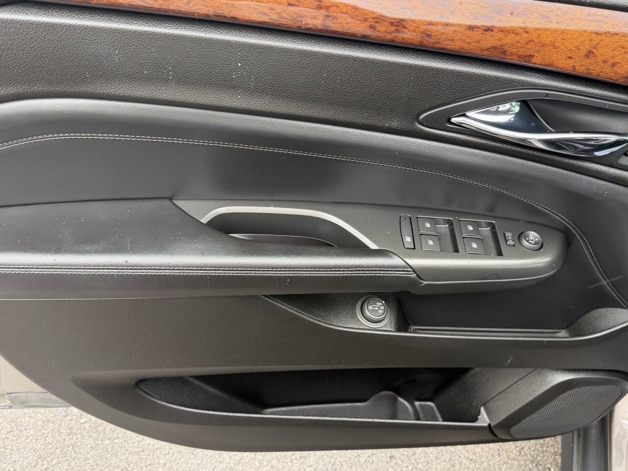 Used 2012 Cadillac SRX Performance FWD image 9