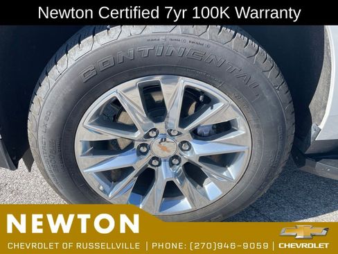 Used 2025 Chevrolet Tahoe Premier AWD/4WD image 44
