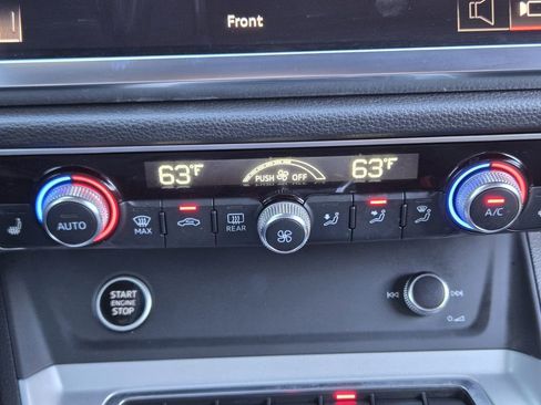 Used 2023 Audi Q3 2.0T Premium Plus w/ Premium Plus Package image 22