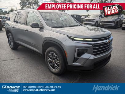 New 2026 Chevrolet Traverse LT w/ Driver Confidence Package