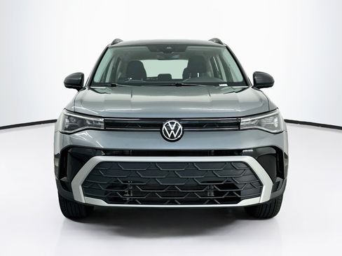 Used 2025 Volkswagen Taos S AWD/4WD image 2