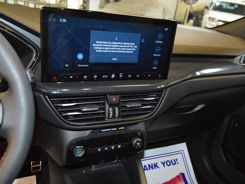 Certified 2024 Ford Escape ST-Line w/ Tech Pack #1 image 19