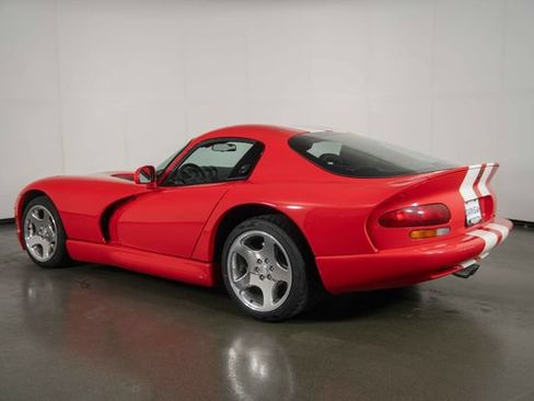 Used 2002 Dodge Viper GTS RWD image 6
