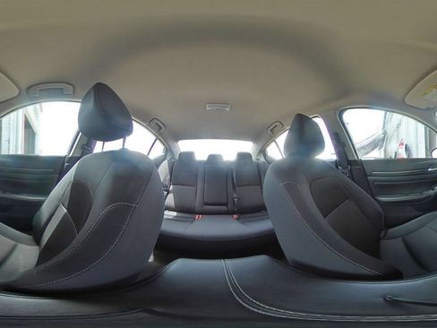 Used 2025 Nissan Altima 2.5 SV FWD image 42
