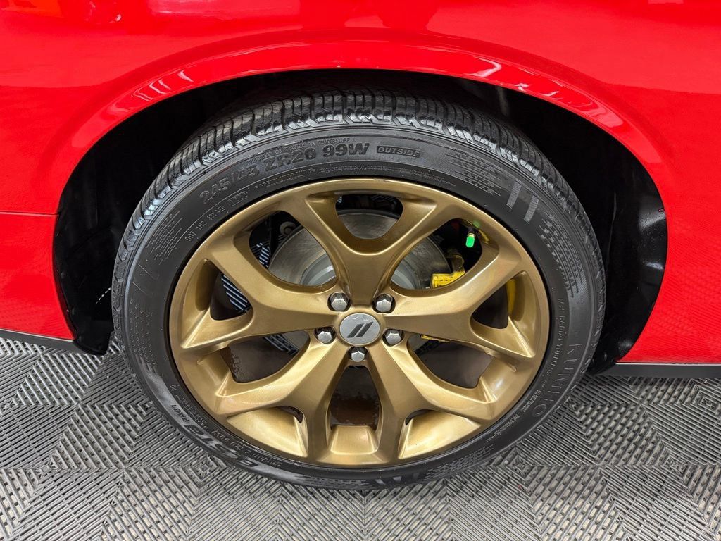 Used 2019 Dodge Challenger R/T RWD image 19