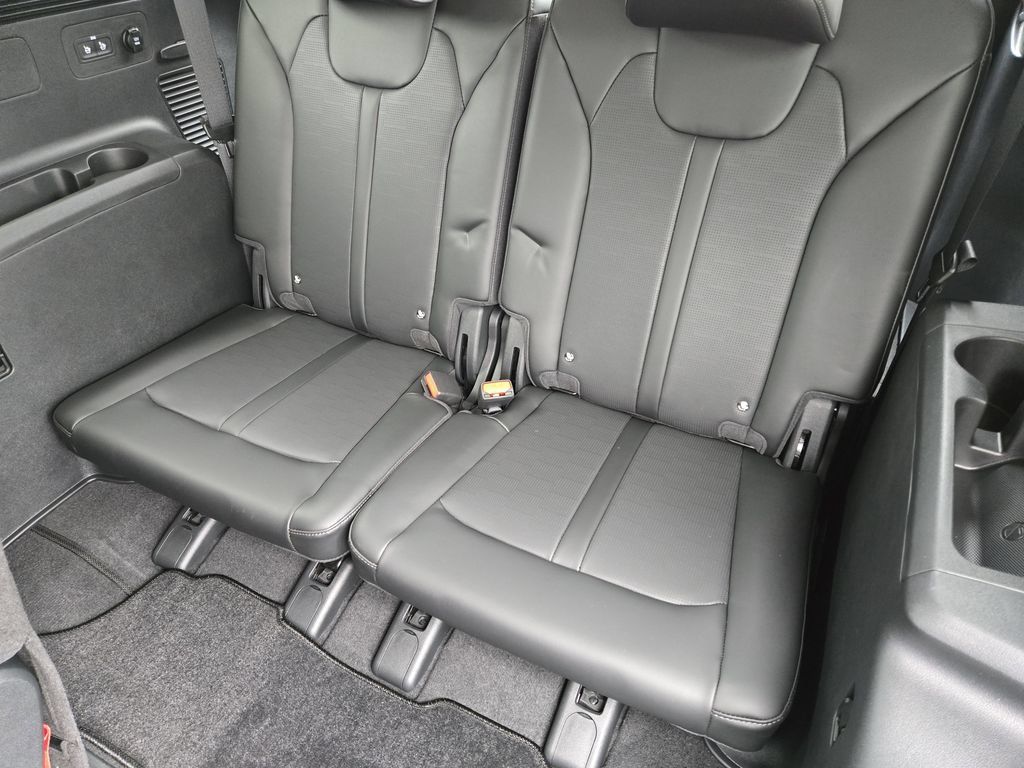New 2026 Kia Sorento S w/ S Panoramic Sunroof Package AWD/4WD image 21