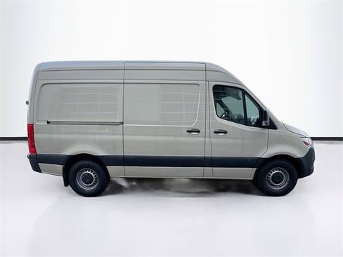 Used 2023 Mercedes-Benz Sprinter 144 Cargo image 4