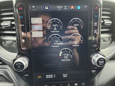 Used 2024 RAM 2500 Big Horn w/ Night Edition image 58